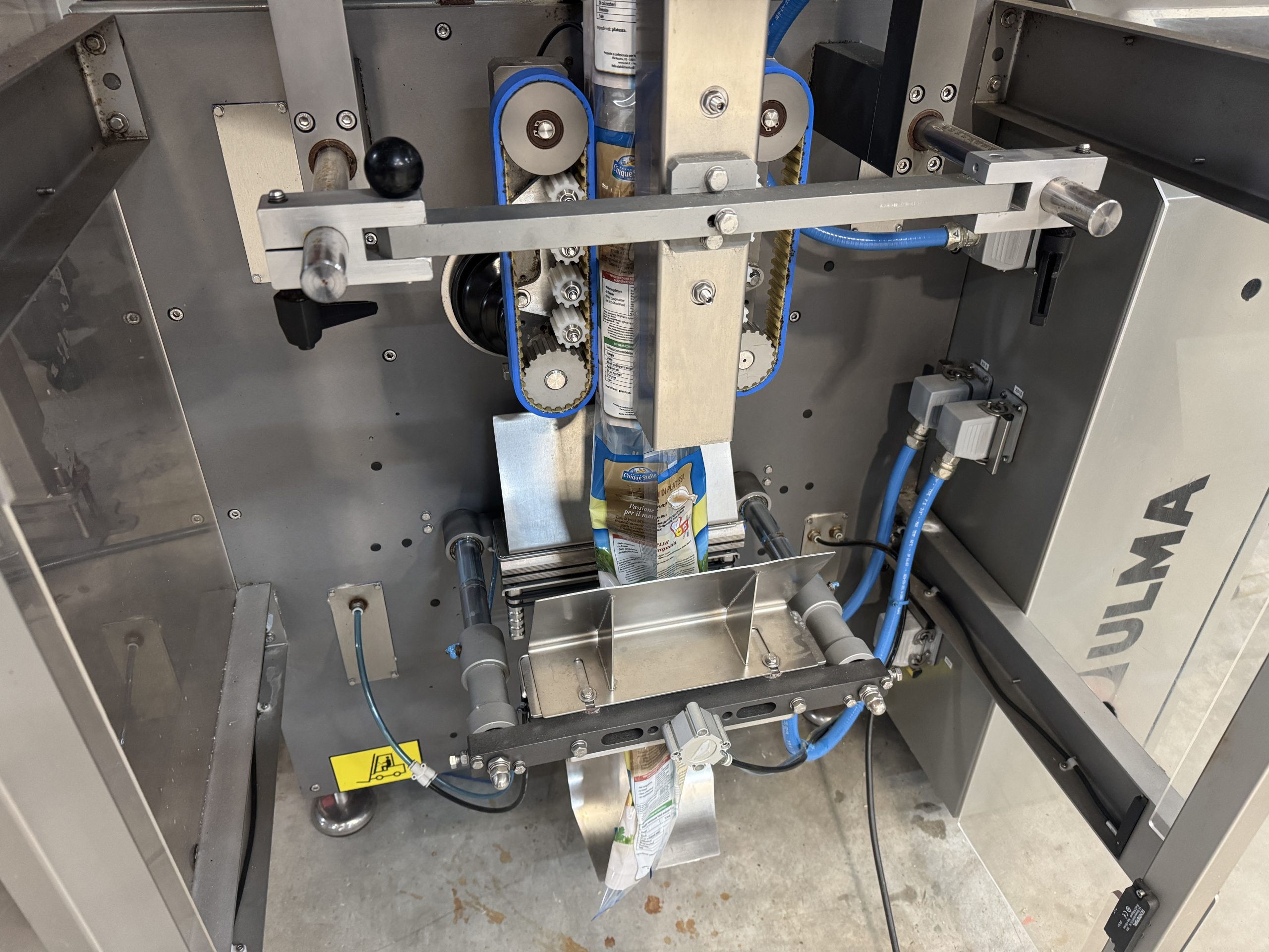 2019 Ulma weighing and packing line - Image 9
