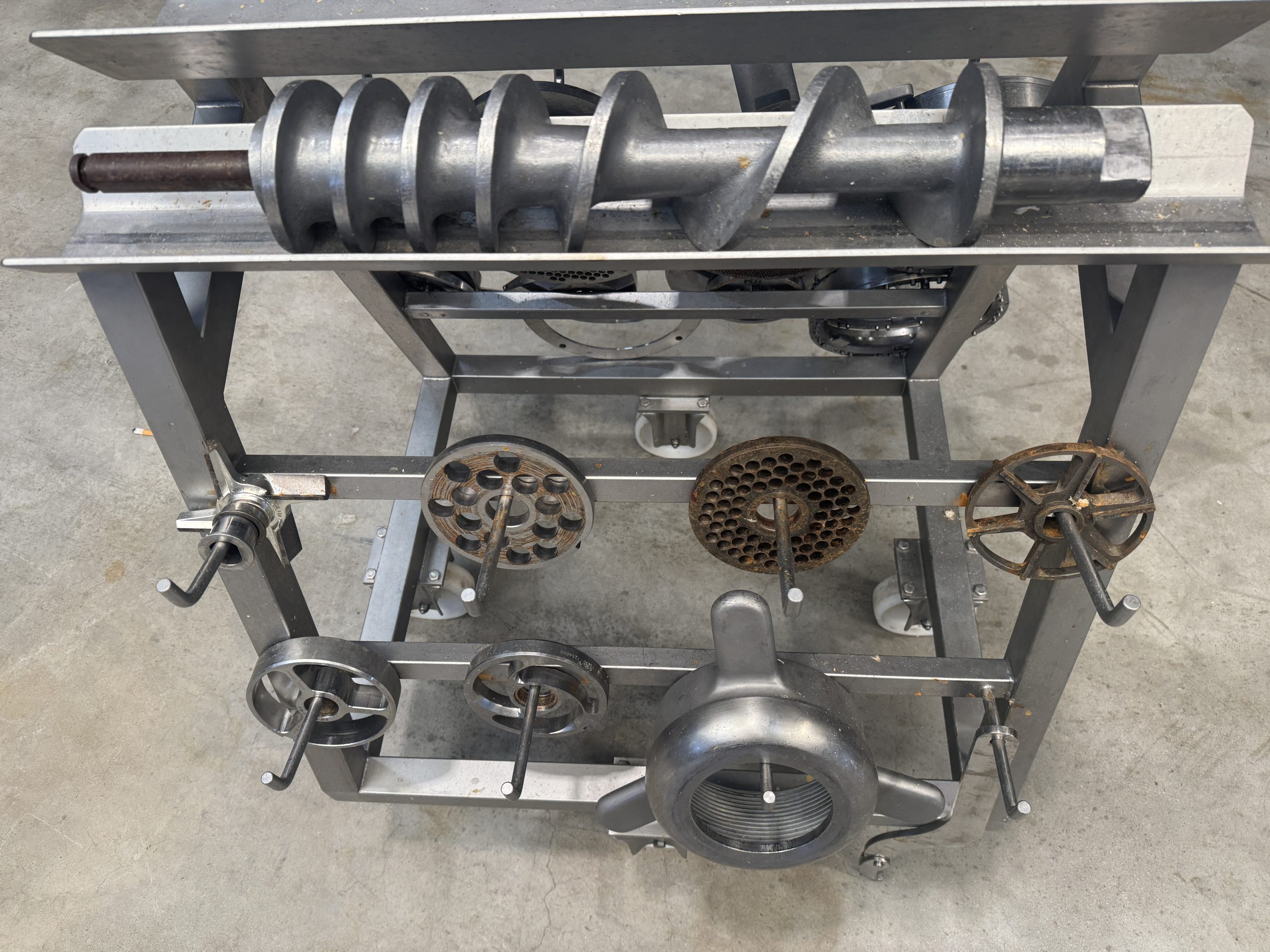 2016 Laska WW130 2X Meat grinder - Image 13