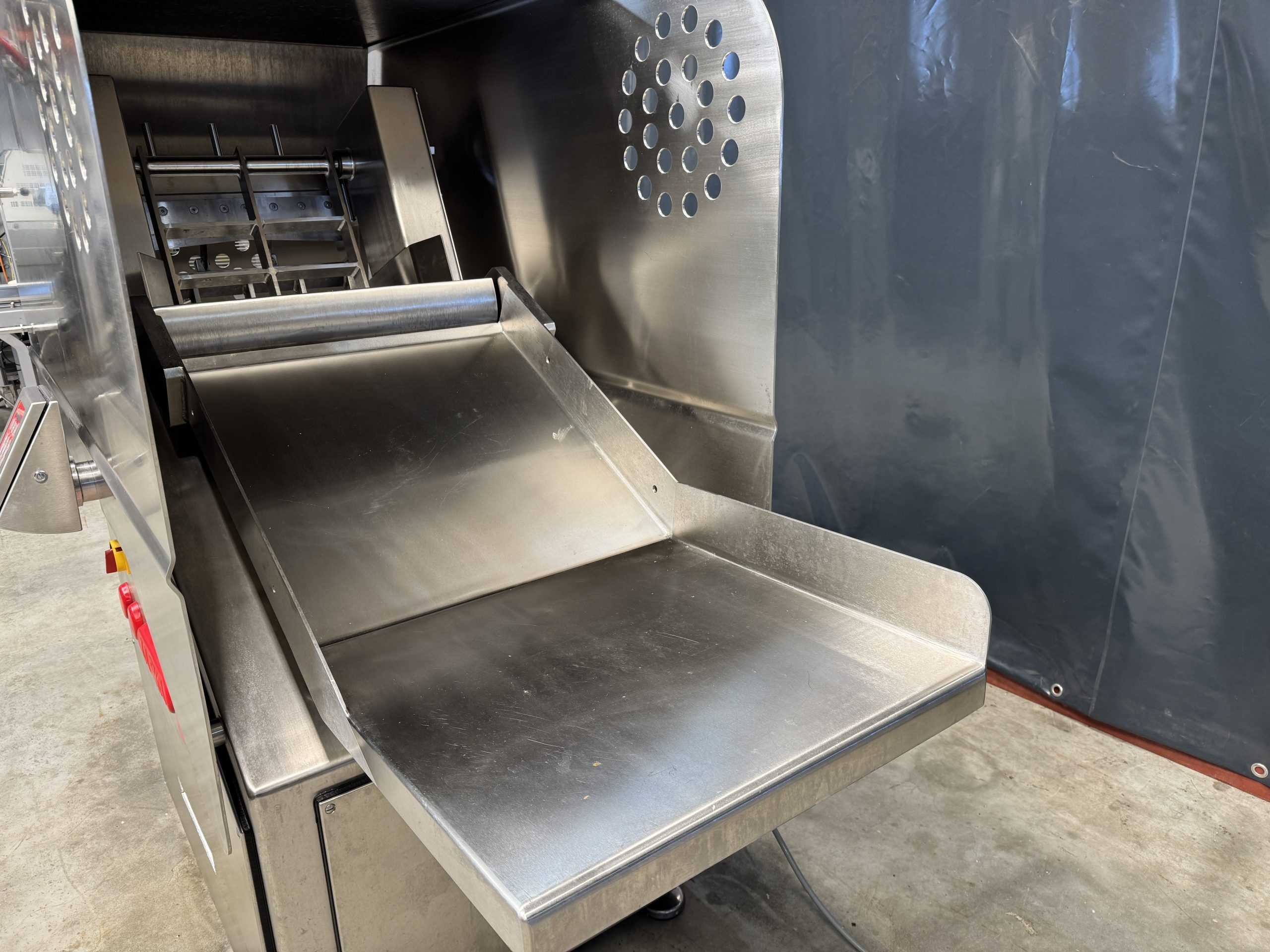 2015 Laska G530 Frozen meat cutter - Image 7